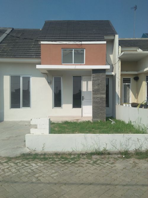 foto tampak rumah tipe 48/84 perumahan Mata Raya