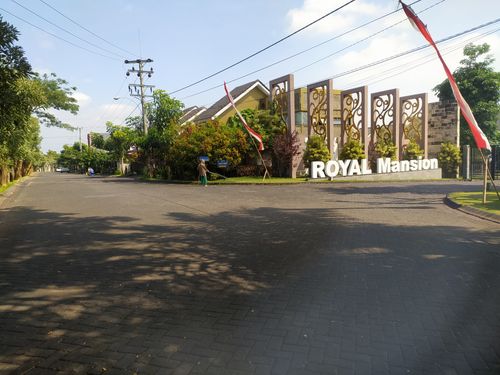 foto posisi tengah perumahan DE CASSABLANCA RESIDENCE