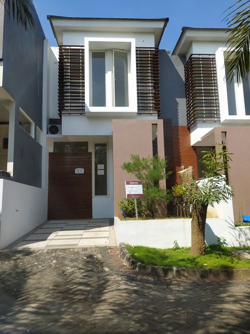 foto contoh rumah perumahan DE CASSABLANCA RESIDENCE
