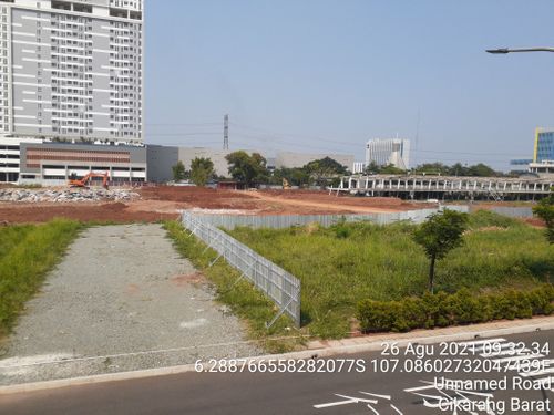 foto posisi tengah perumahan Vasanta Innopark Tower Aoki