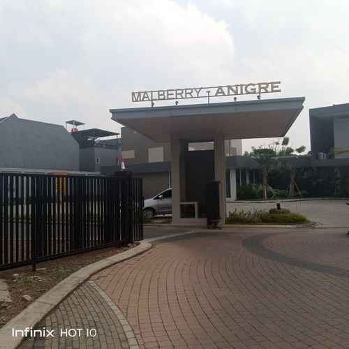foto gerbang perumahan Taman Banjar Wijaya