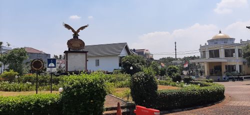 foto posisi tengah perumahan NIRWANA GOLDEN PARK