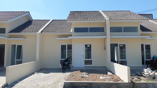 foto contoh rumah perumahan Griya Candramas