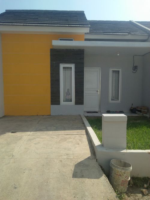 foto tampak rumah tipe 27/72 perumahan Mata Raya