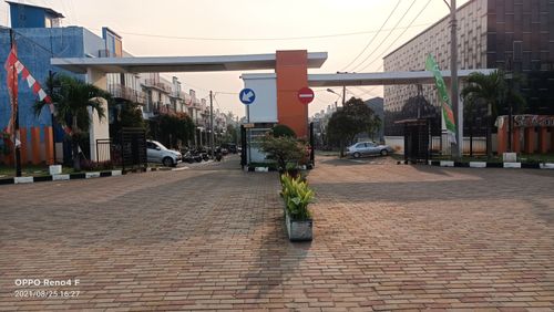 foto gerbang perumahan Sawangan Residence Ideal