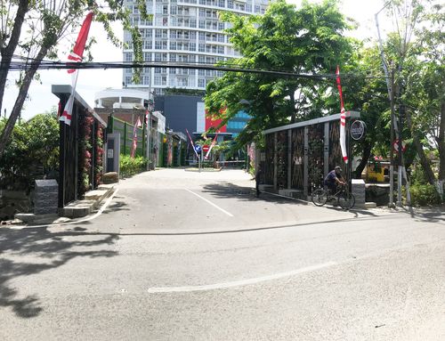 foto gerbang perumahan Taman Melati Surabaya MERR