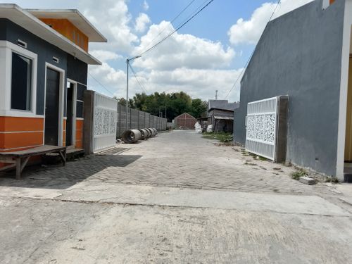 foto gerbang perumahan GRIYA GARUM REGENCY