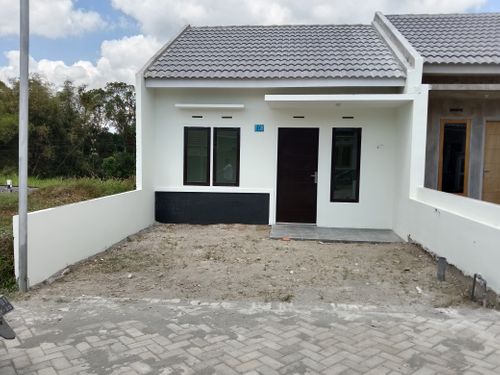 foto contoh rumah perumahan GRIYA GARUM REGENCY