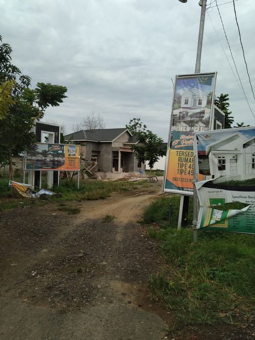 foto gerbang perumahan Shafwah Guntung Paikat 2