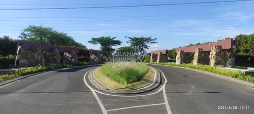 foto gerbang perumahan GRAND HARVEST