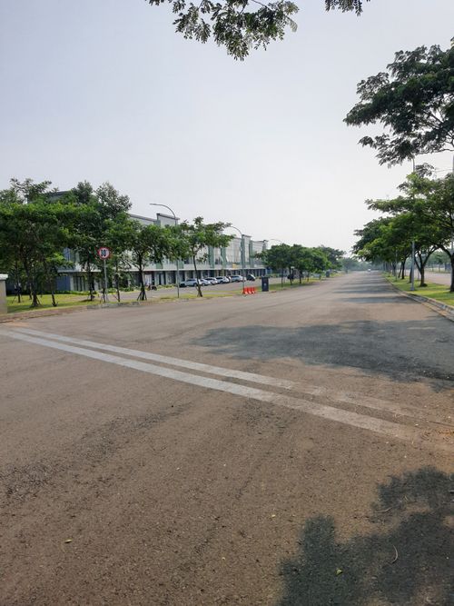 foto posisi tengah perumahan TERRACE 9, SUVARNA SUTERA.