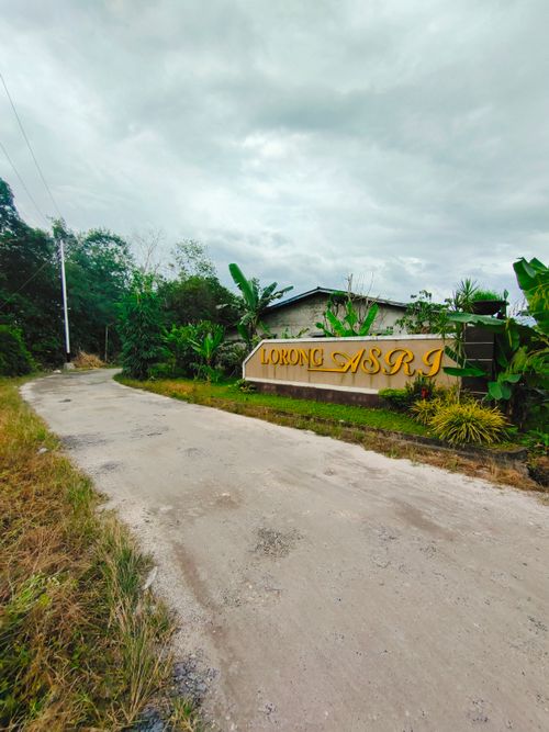 foto gerbang perumahan LORONG ASRI 2