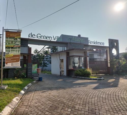foto gerbang perumahan DE GREEN MUTIARA RESIDENCE