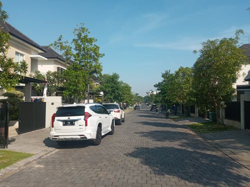 foto posisi tengah perumahan GRAHA NATURA 1