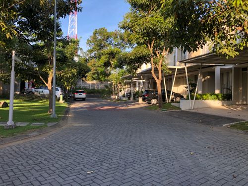 foto posisi tengah perumahan BUONA VISTA
