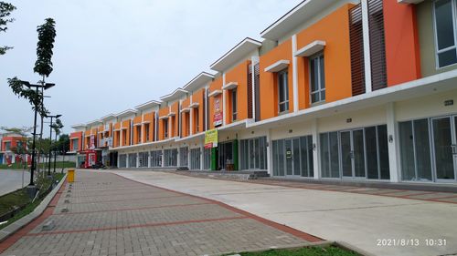 foto posisi tengah perumahan RUKO GREEN COVE (CITRA MAJA RAYA)