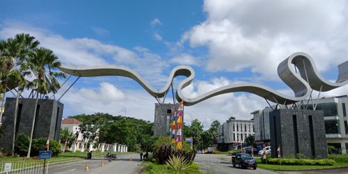 foto gerbang perumahan CITRALAND SAMARINDA