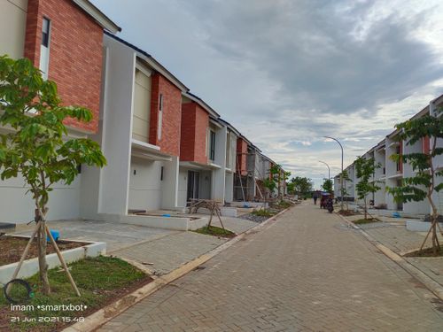 foto posisi tengah perumahan IMPERIAL HEIGHT