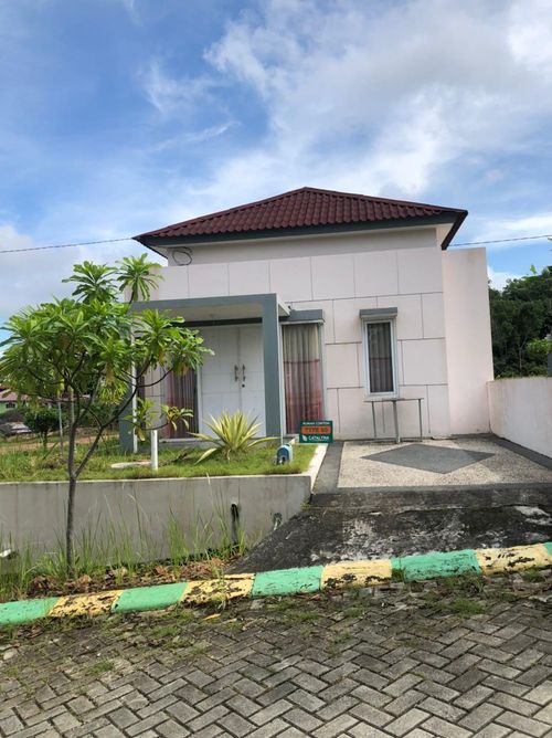 foto posisi tengah perumahan Daun Village
