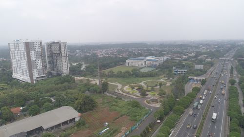 foto posisi tengah perumahan Grand Dhika City Lifestyle Jatiwarna