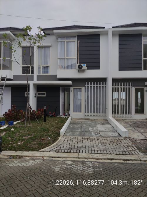 foto contoh rumah perumahan Grand City Balikpapan Cluster Pineville