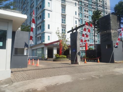 foto gerbang perumahan Taman Melati Jatinangor