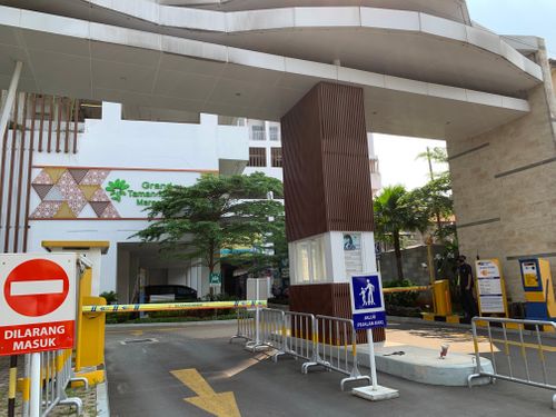 foto gerbang perumahan Grand Taman Melati Margonda 2