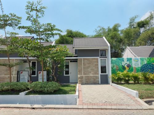 foto tampak rumah tipe 22/72 perumahan Bukit Mentari Brayu