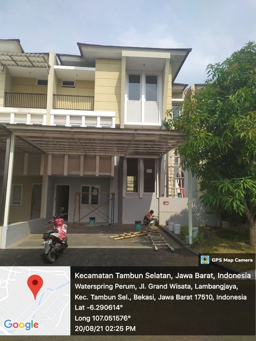 foto tampak rumah tipe T. 211/180 perumahan GRAND WISATA DISTRIK