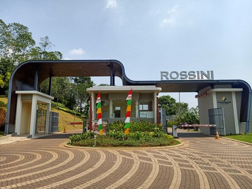 foto gerbang perumahan Cluster Rossini