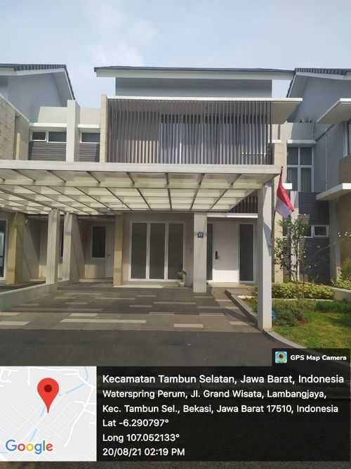 foto tampak rumah tipe T. 138/180WT perumahan GRAND WISATA DISTRIK