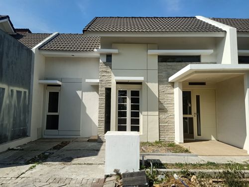 foto contoh rumah perumahan Valencia Terrace