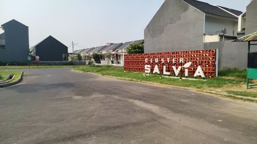 foto gerbang perumahan METLAND CIBITUNG - CLUSTER SALVIA