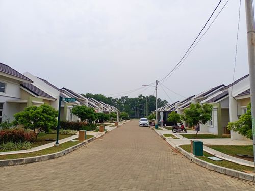 foto posisi tengah perumahan Summarecon Emerald Karawang - Cluster Kalista