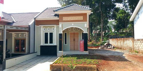 foto tampak rumah tipe 36/176 perumahan GRAHA MANDIRI RESIDENCE
