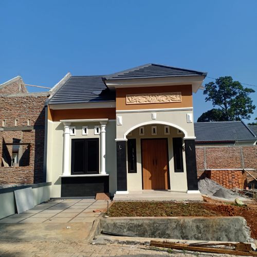 foto tampak rumah tipe 36/126 perumahan GRAHA MANDIRI RESIDENCE