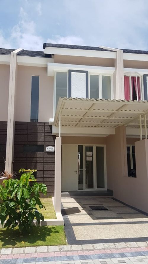 foto tampak rumah tipe ALISHA PLUS perumahan PURI SAFIRA REGENCY