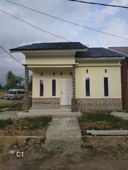 foto tampak rumah tipe 39 perumahan RKS KOTO LALANG