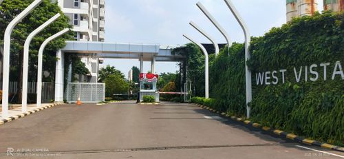 foto gerbang perumahan WEST VISTA RESIDENCE