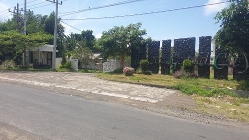 foto gerbang perumahan BADEAN GRAND CITY