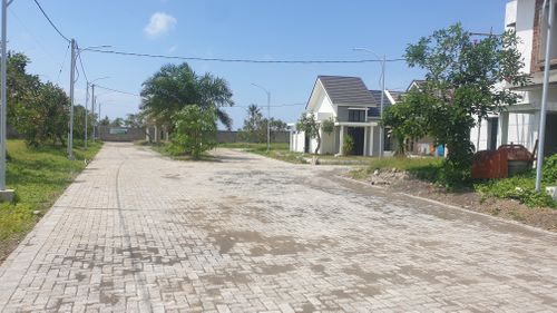 foto posisi tengah perumahan BADEAN GRAND CITY