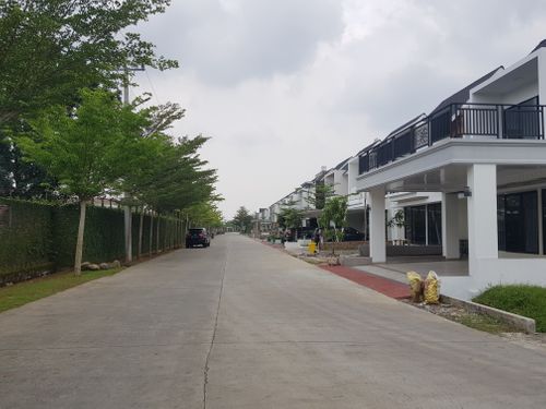 foto posisi tengah perumahan MAYFAIR RESIDENCE