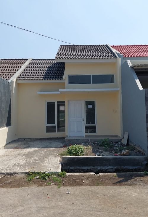 foto tampak rumah tipe 48 perumahan Griya Candramas