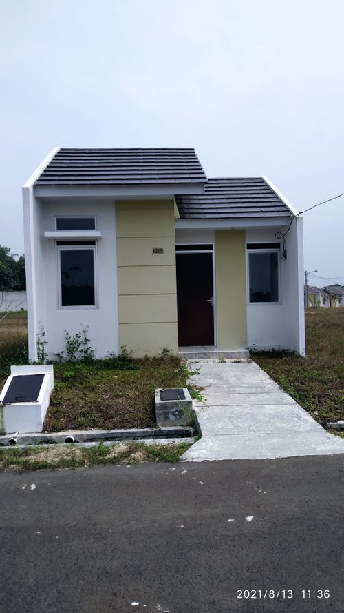 foto tampak rumah tipe ORCHID D (IRR) perumahan SPRING WOOD (CITRA MAJA RAYA JO)