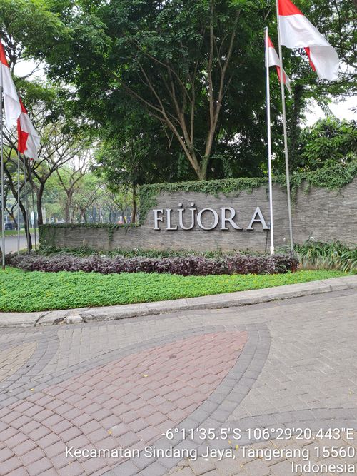 foto posisi tengah perumahan Talaga Bestari Fluora