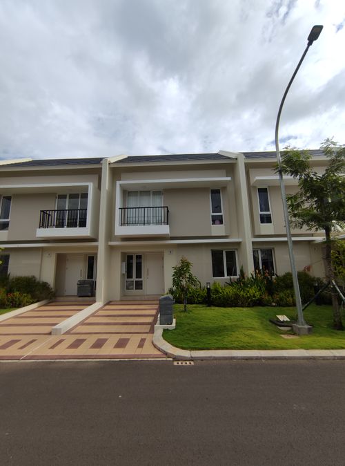 foto contoh rumah perumahan SUMMARECON MUTIARA MAKASSAR CLUSTER BERYL