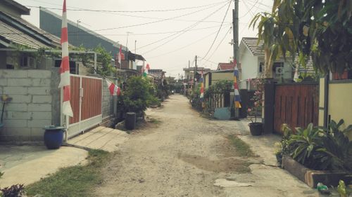 foto posisi tengah perumahan PURI CENDANA