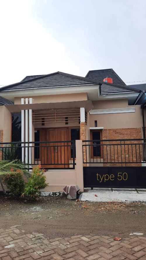 foto tampak rumah tipe 50 perumahan BUMI KURNIA RESIDENCE NGAWI KOTA
