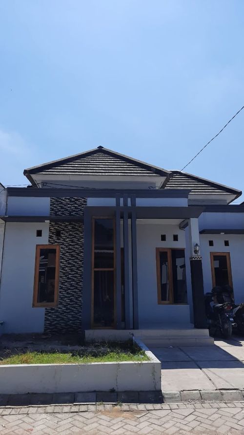 foto tampak rumah tipe 55 perumahan BUMI KURNIA RESIDENCE NGAWI KOTA