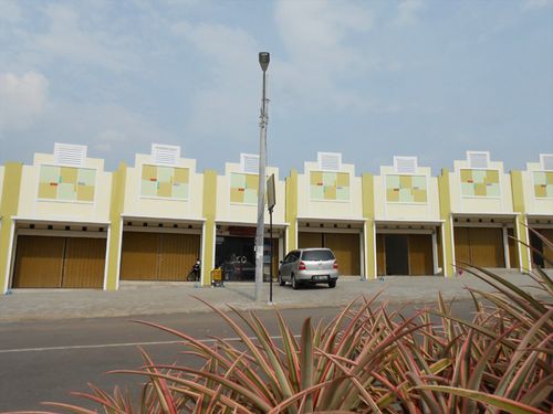 foto tampak rumah tipe toko perumahan LAZIO RESIDENCE